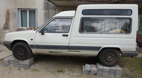 Et hop voici la voiture installée